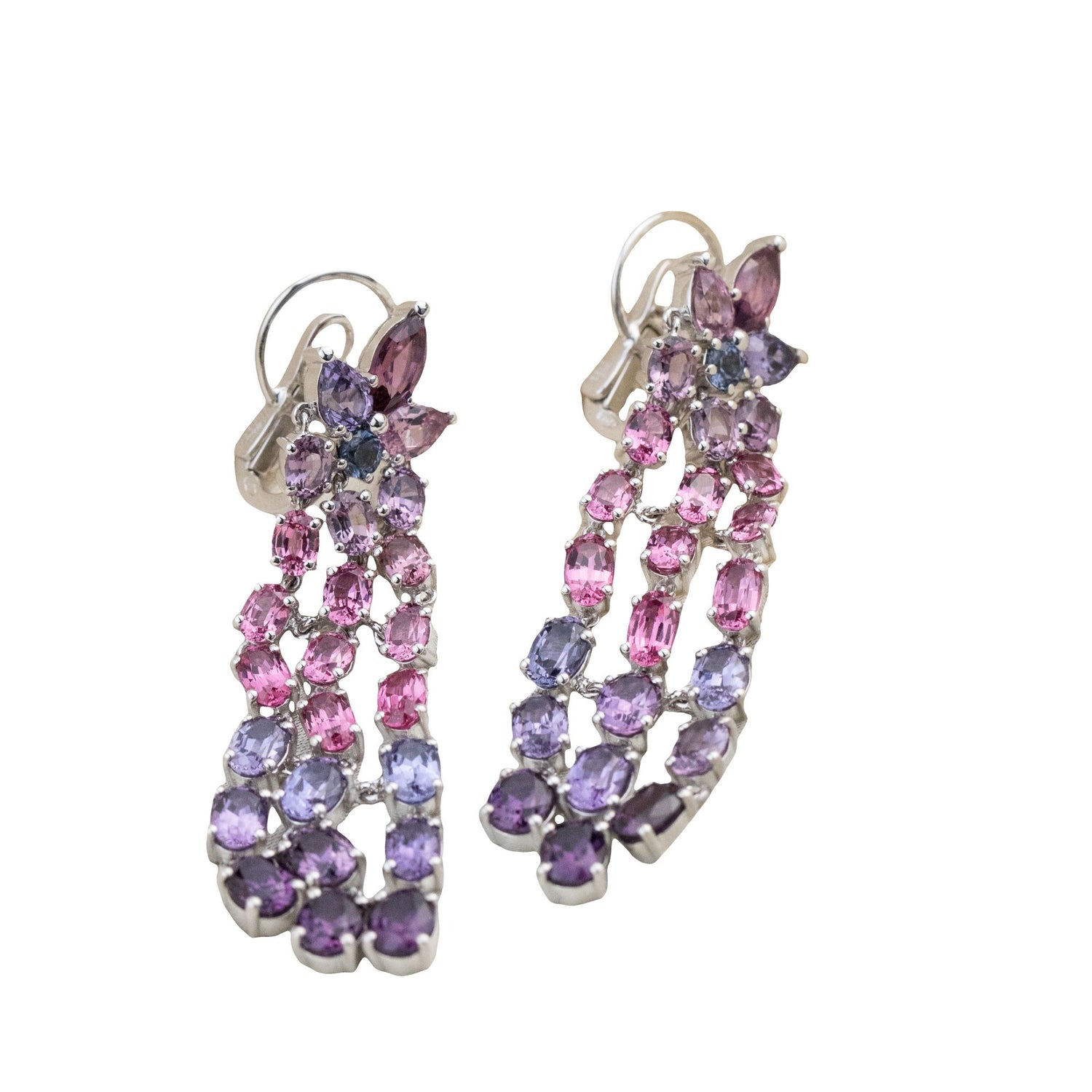 Oorhangers Spinel