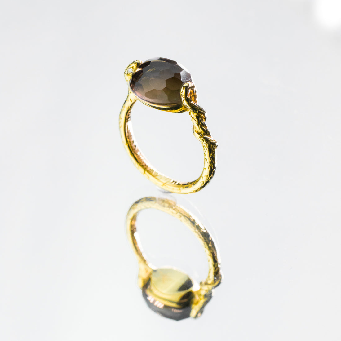 Forbidden Fruit Steltman by Bibi van der Velden